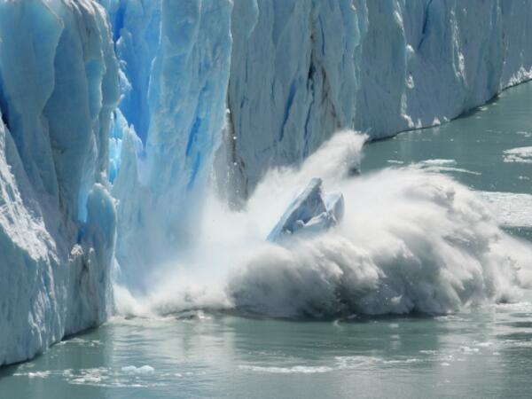 ice glacier breaking in the ocean